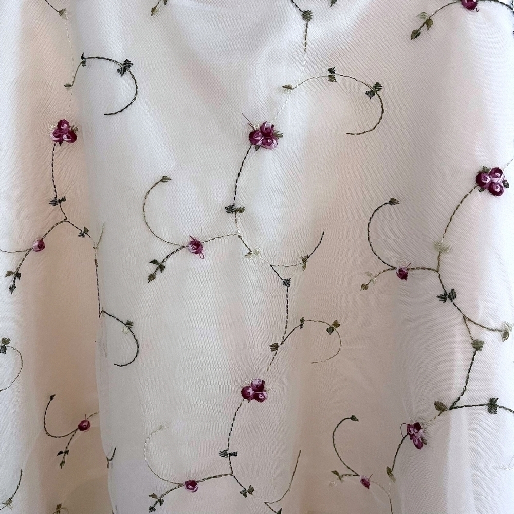 Vanilla Tulle Dress w/ Embroidered Florals - Picture 3 of 3